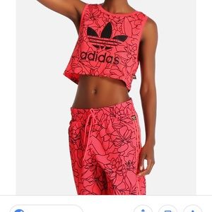Adidas tank top✨